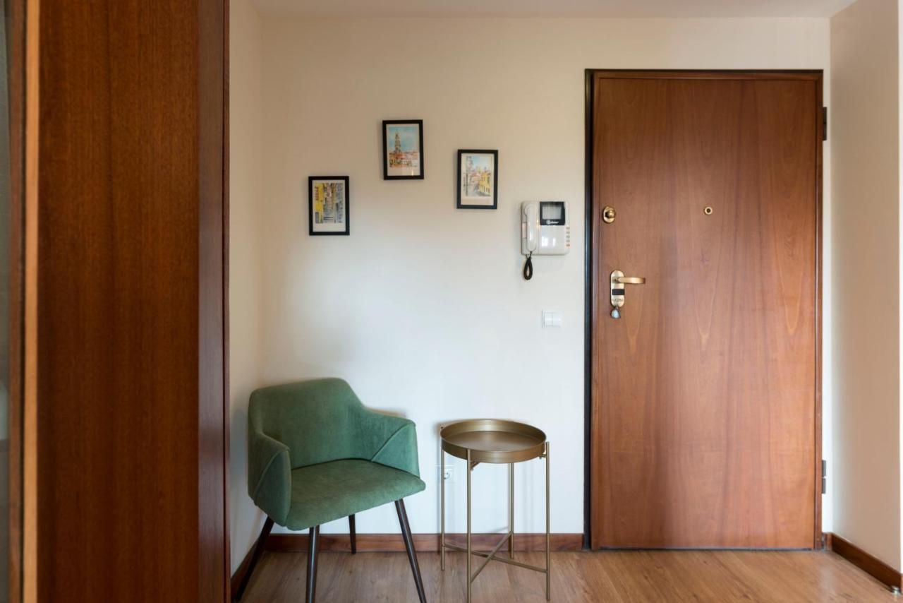Lovelystay - Homey Feeling Flat W/ Free Parking Porto Zewnętrze zdjęcie