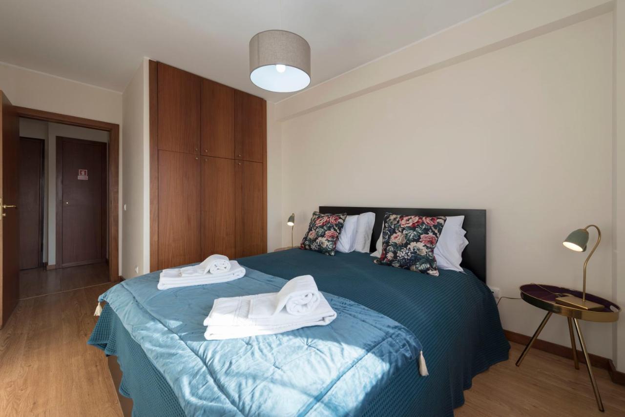 Lovelystay - Homey Feeling Flat W/ Free Parking Porto Zewnętrze zdjęcie